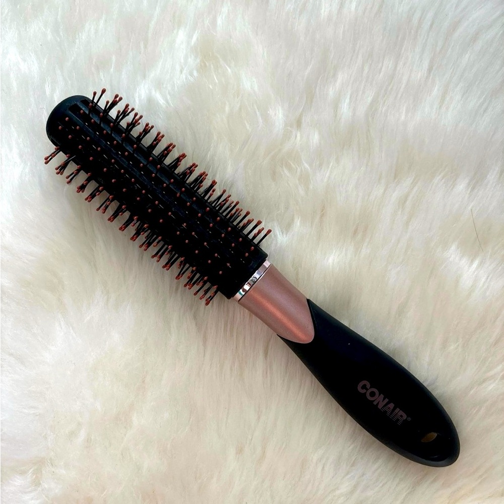 NWT Conair Small Rose Gold Round Hairbrush